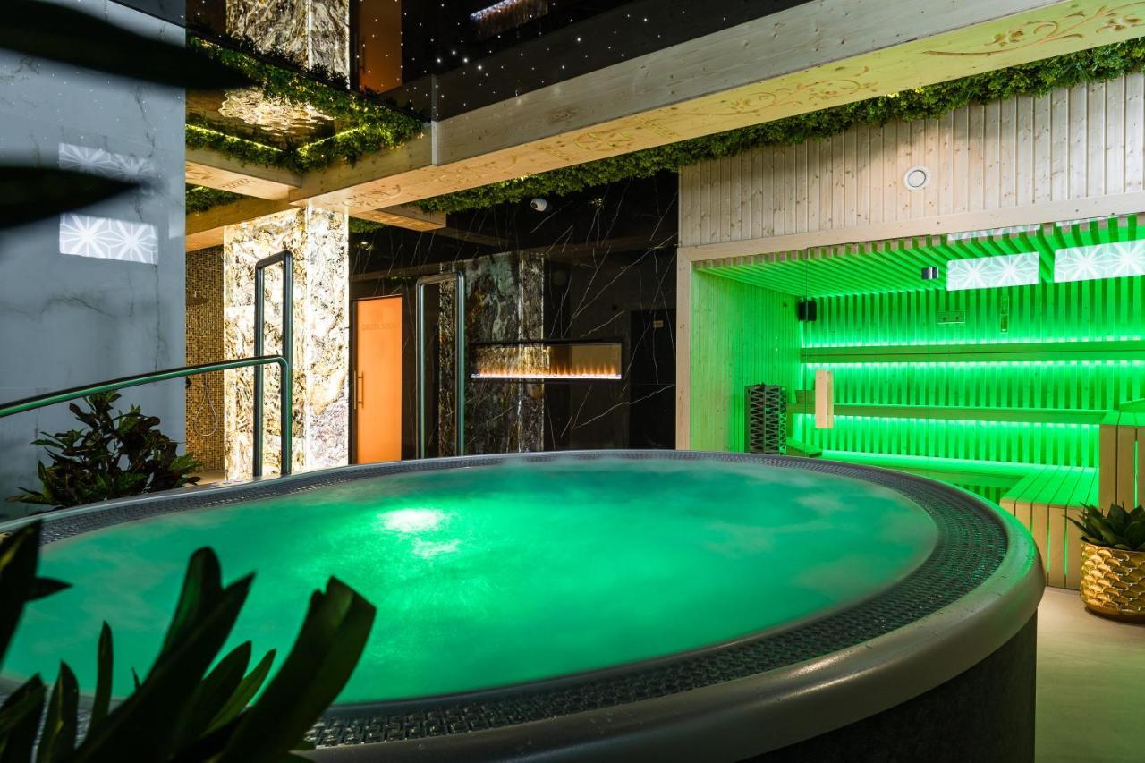 Aparthotel Goralski Resort Spa Bialka Tatrzanska Exterior photo